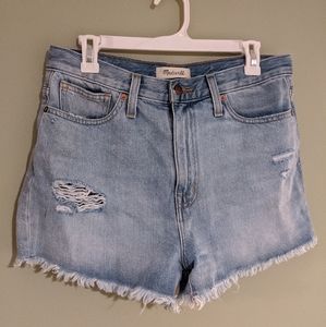 Madewell "The Mom Jean Short" size 28